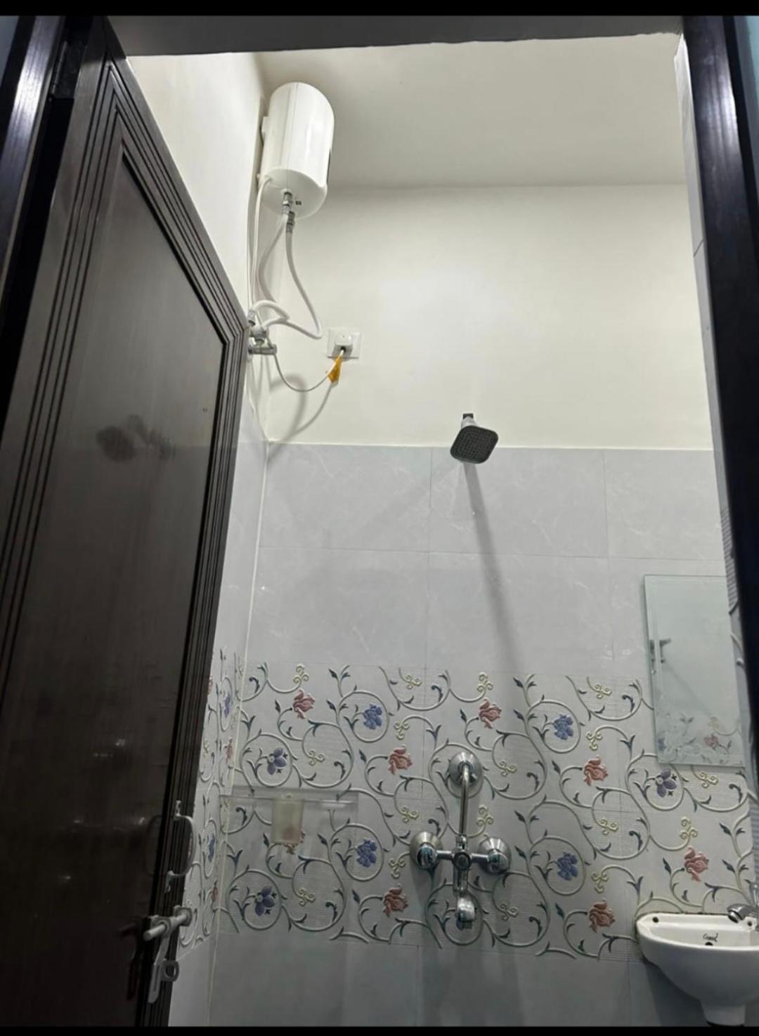 Lotus Paying Guest House Варанасі Екстер'єр фото
