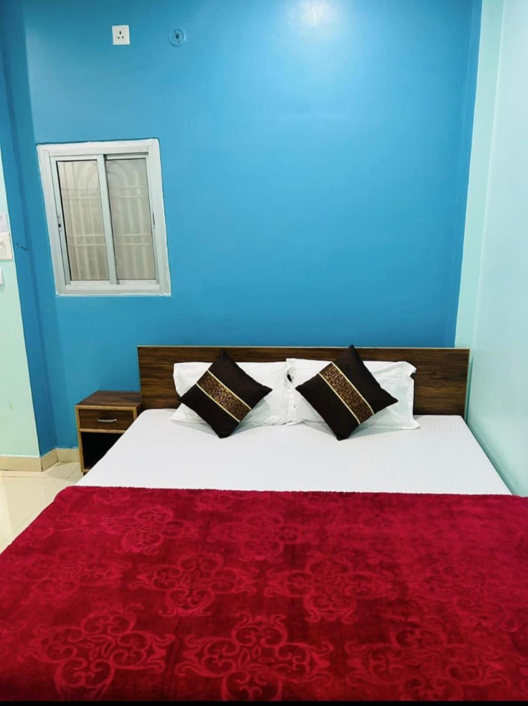 Lotus Paying Guest House Варанасі Екстер'єр фото